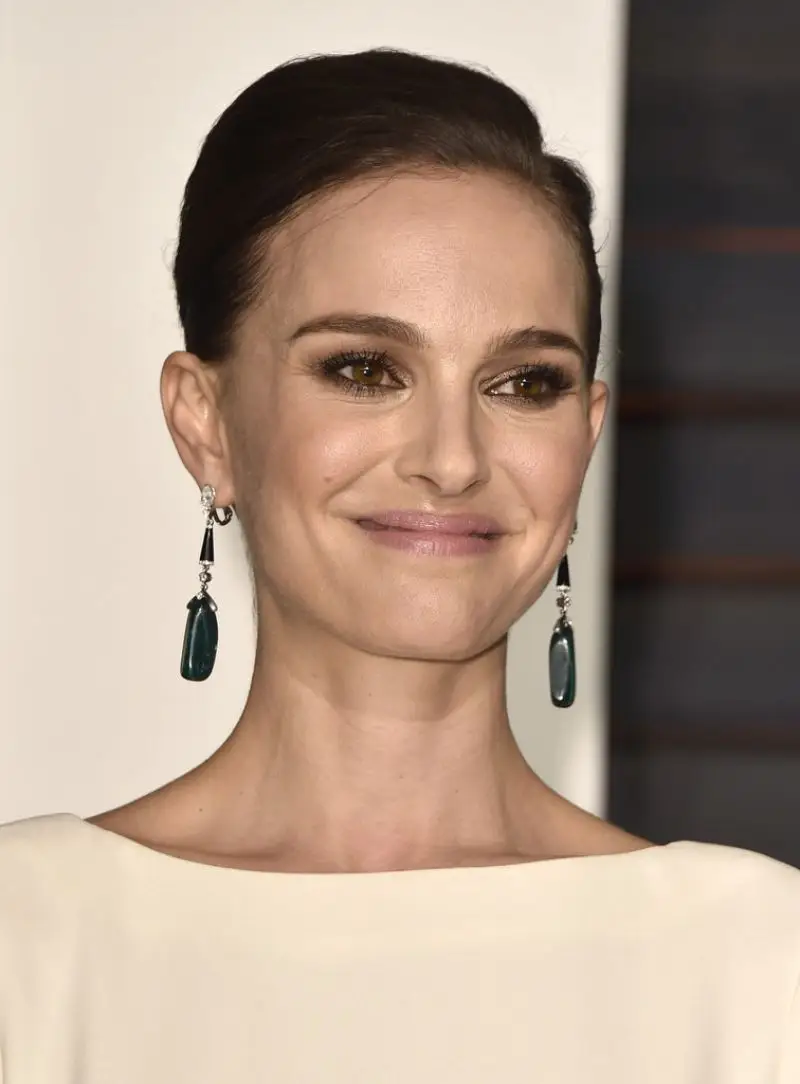 NATALIE PORTMAN AT 2015 VANITY FAIR OSCAR PARTY IN BEVERLY HILLS